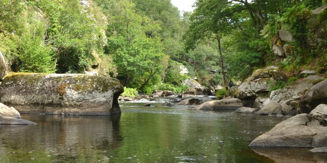 Les Roches du Diable à Locunolé1